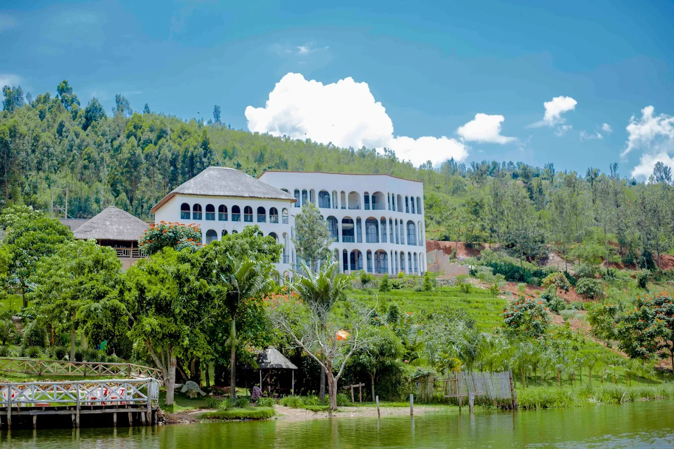 The Green resort Hotel Logo